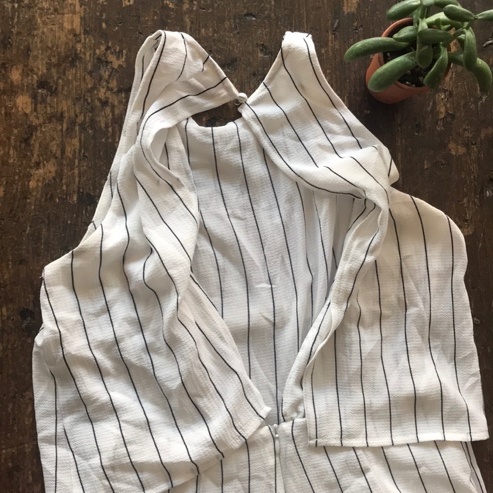 White and Black Open Back Striped Romper - Picture 4 of 5